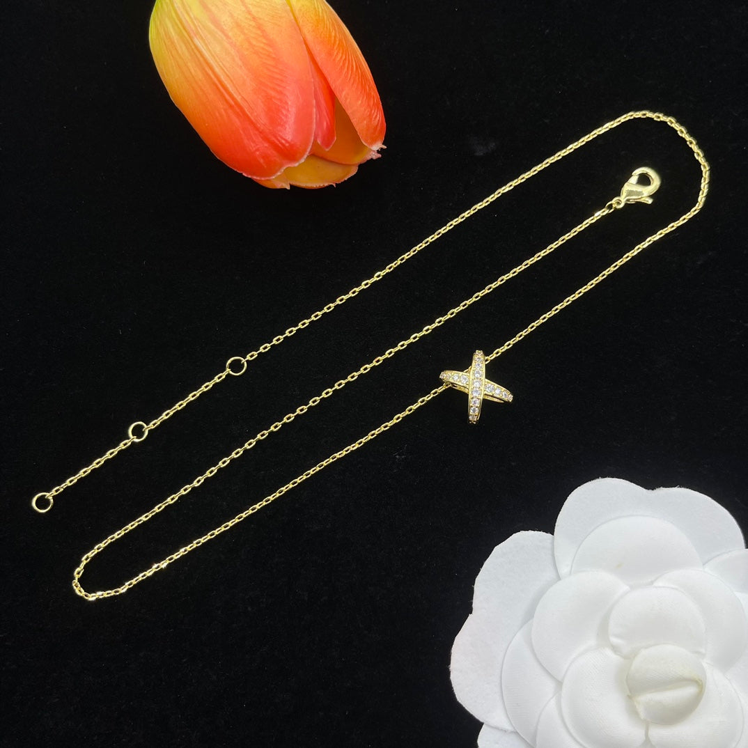Chaumet crystal star cross pendant necklace in Gold Tone, detail view 12
