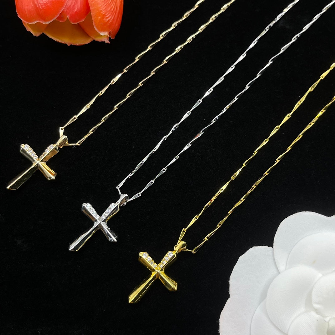 Graff Cross Pendant necklace in Silver Tone, detail view 26