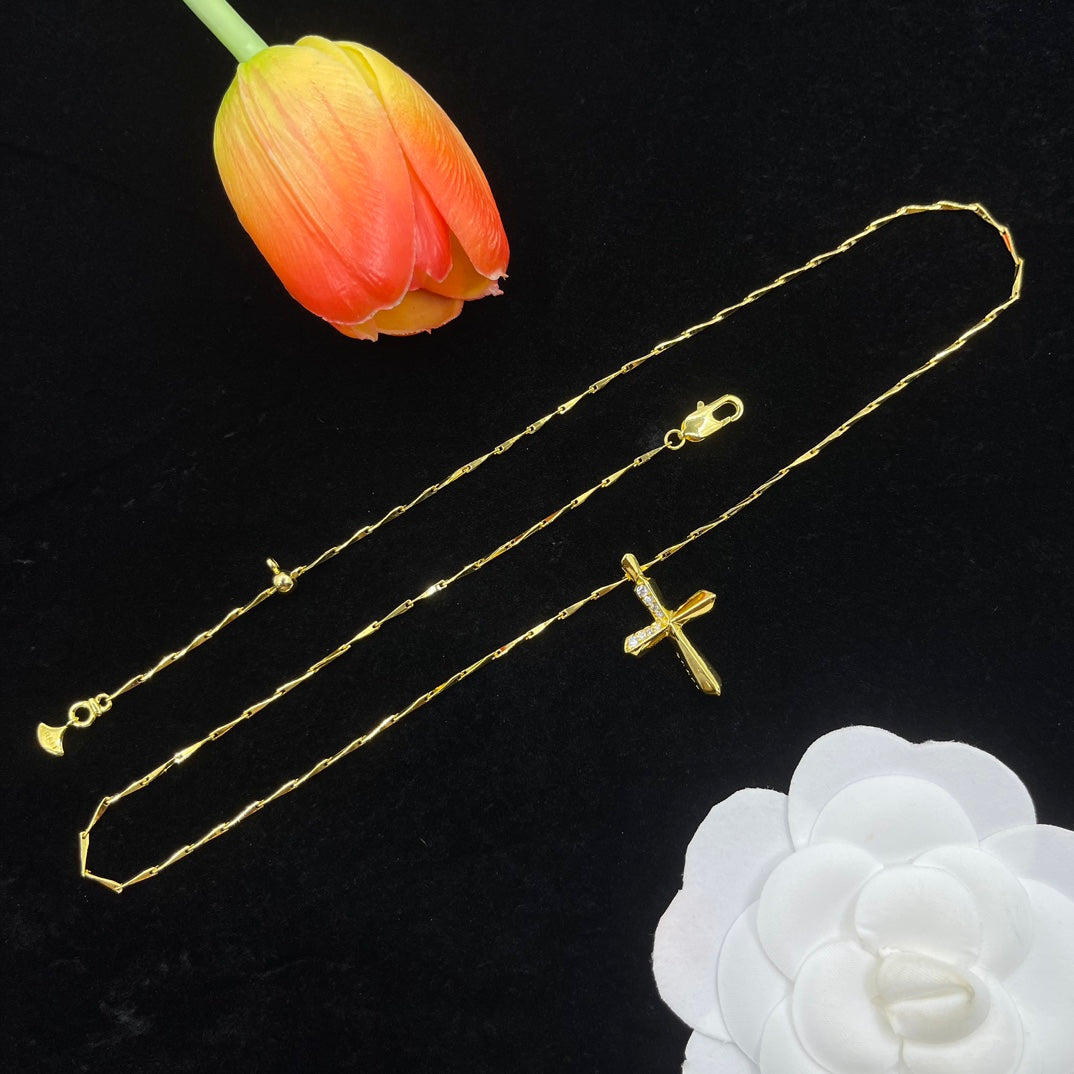 Graff Cross Pendant necklace in Gold Tone, detail view 14
