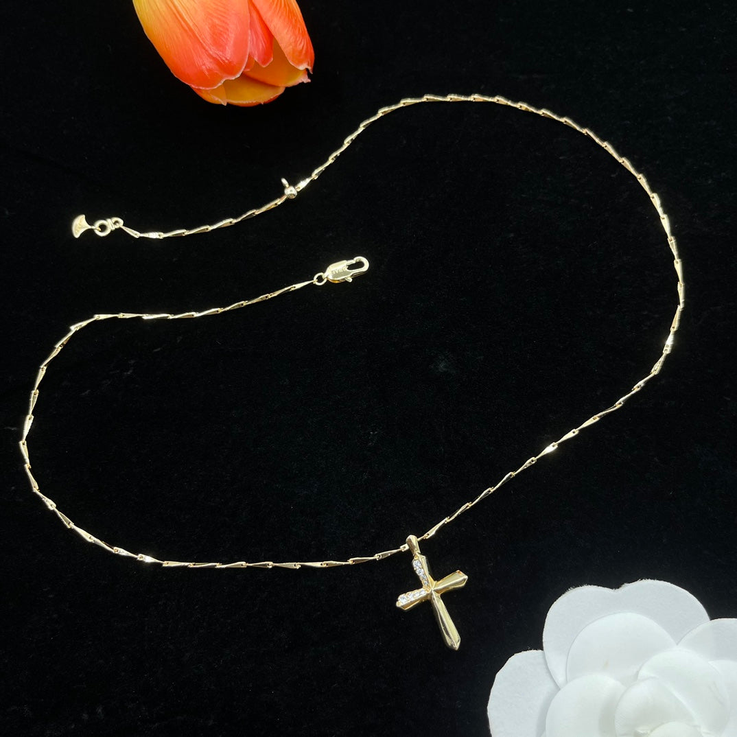 Graff Cross Pendant necklace in Rose Gold Tone, main view