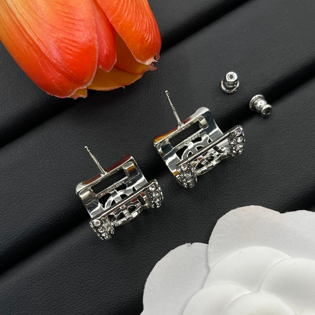 Burberry clear crystal frame stud earrings in Silver Tone, detail view 13