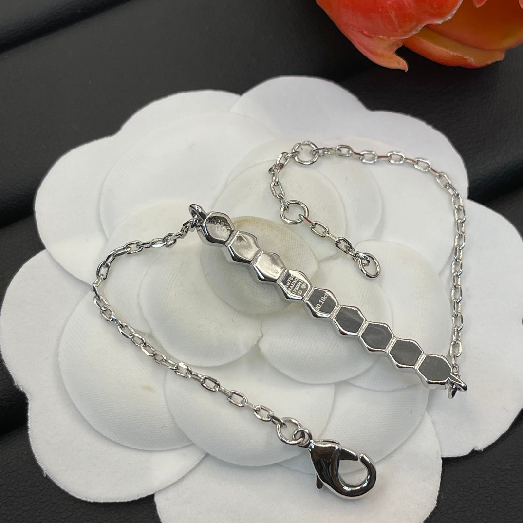 Chaumet graduated crystal chain bracelet in Silver Tone, detail view 13