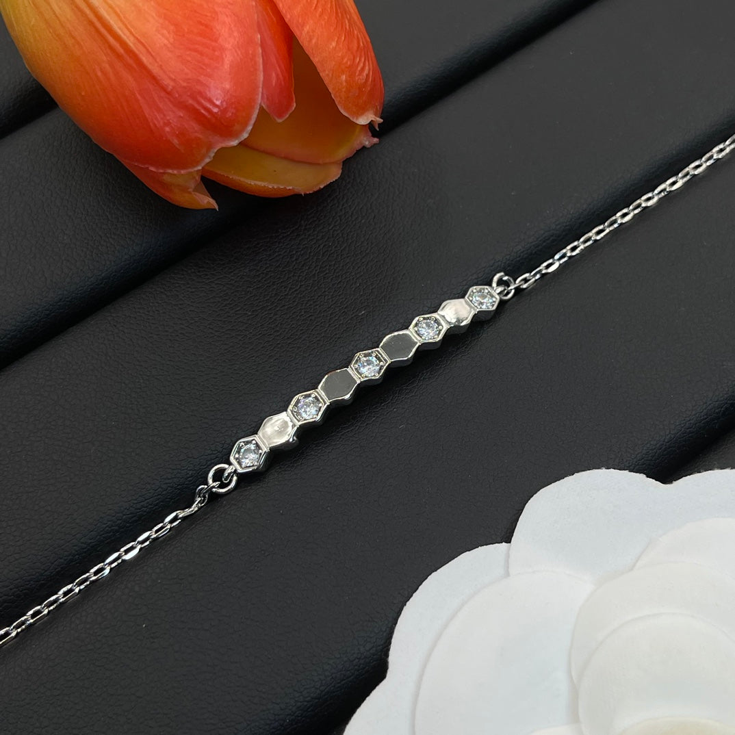 Chaumet graduated crystal chain bracelet in Silver Tone, detail view 10