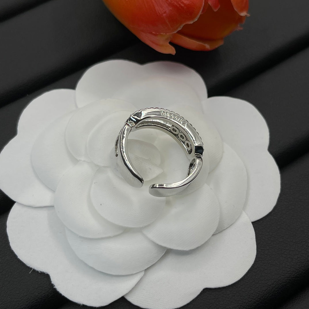 Messika Wide Open Link ring in Silver Tone, detail view 20