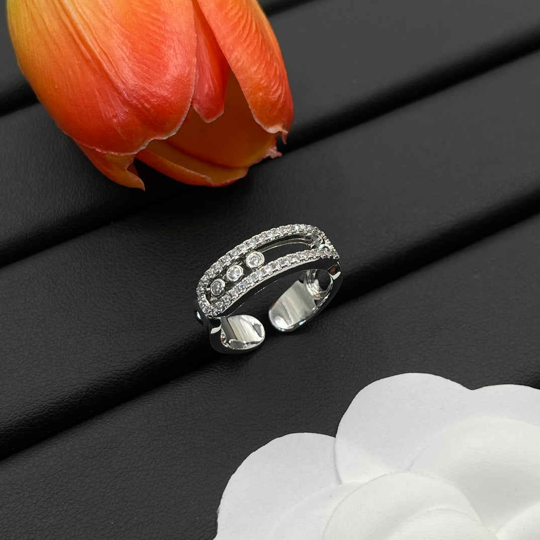 Messika Wide Open Link ring in Silver Tone, detail view 15