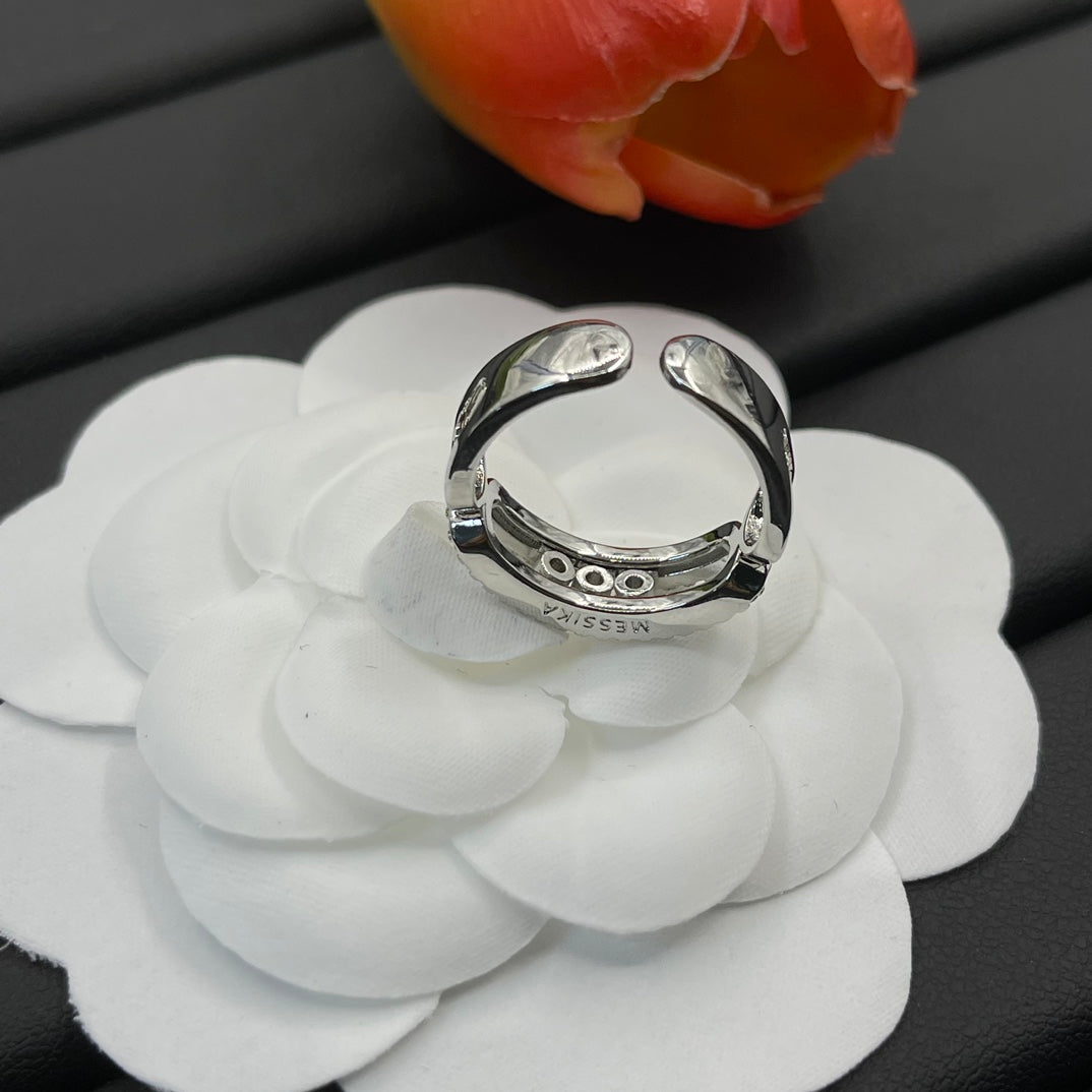 Messika Wide Open Link ring in Silver Tone, detail view 19