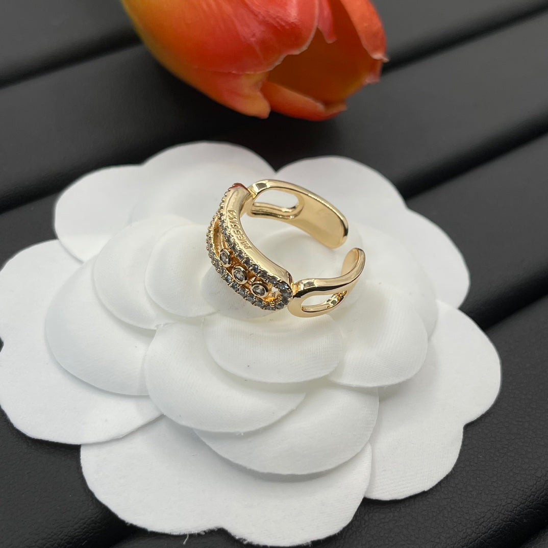 Messika Wide Open Link ring in Rose Gold Tone, detail view 11