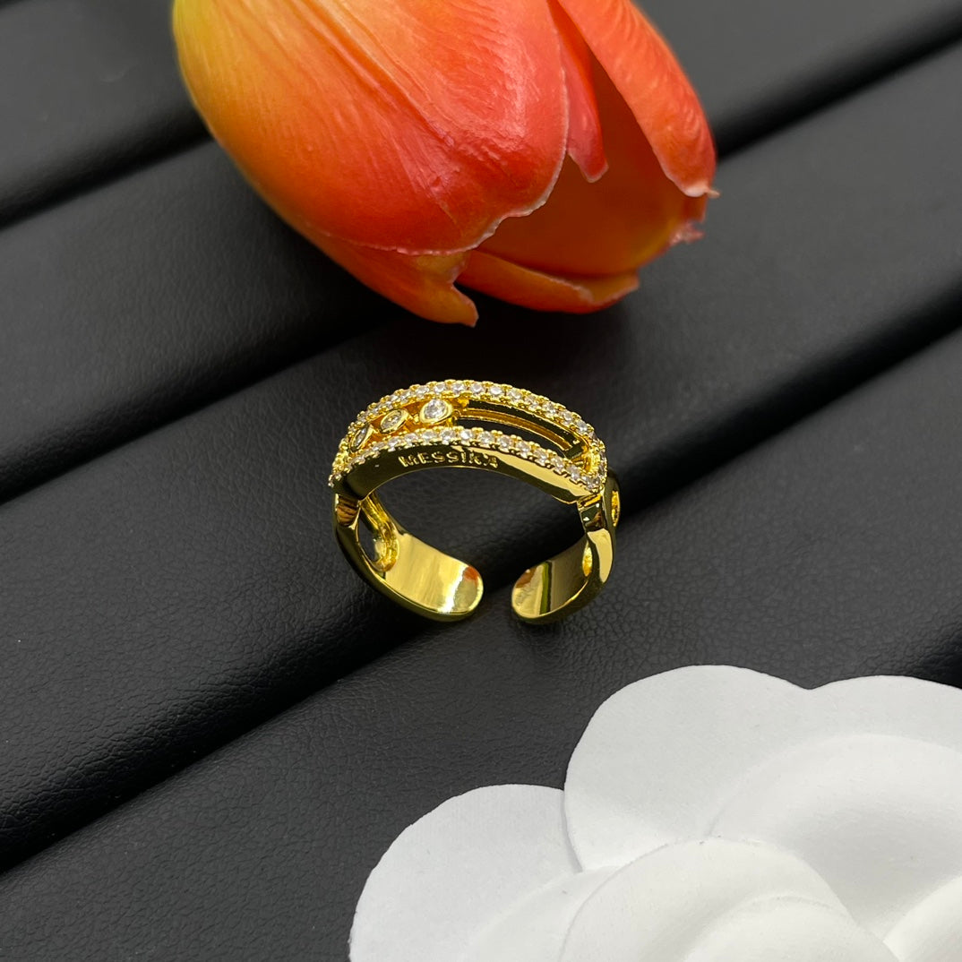 Messika Wide Open Link ring in Gold Tone, detail view 3