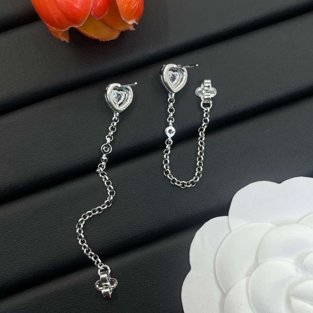 Messika Heart Chain Drop earrings in Silver Tone, detail view 12