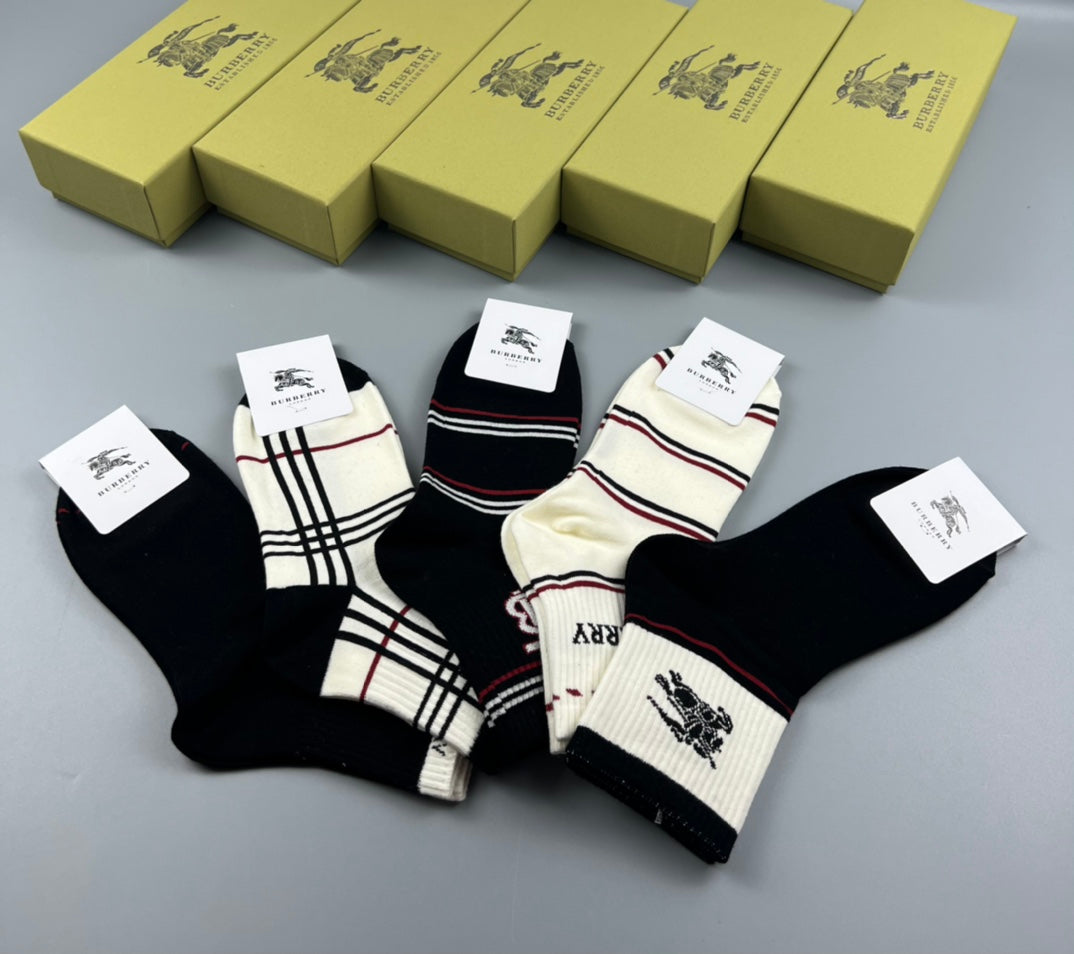 Burberry Black White Grey Broad Stripe Pattern Ankle Socks, image 3