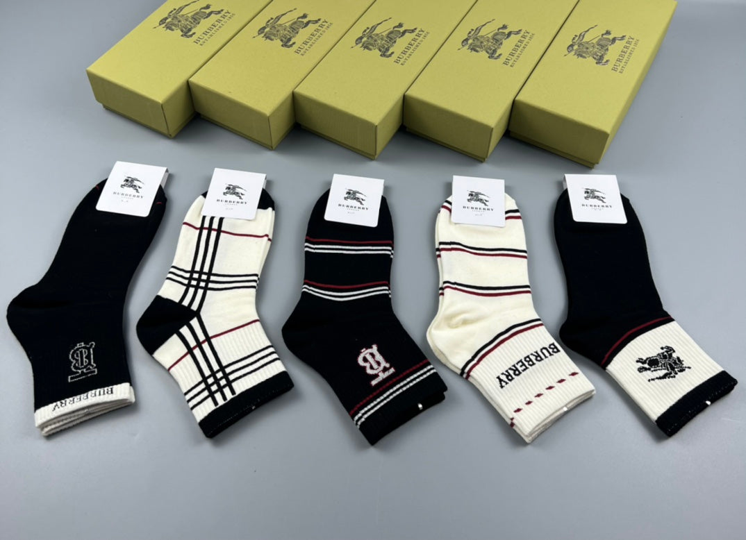 Burberry Black White Grey Broad Stripe Pattern Ankle Socks, image 2