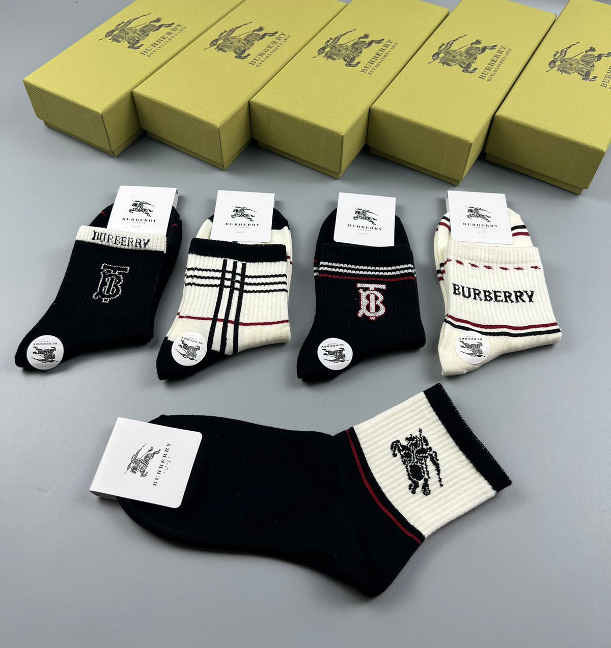 Burberry Black White Grey Broad Stripe Pattern Ankle Socks, image 6