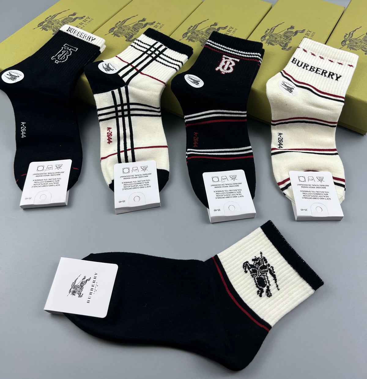 Burberry Black White Grey Broad Stripe Pattern Ankle Socks, image 7