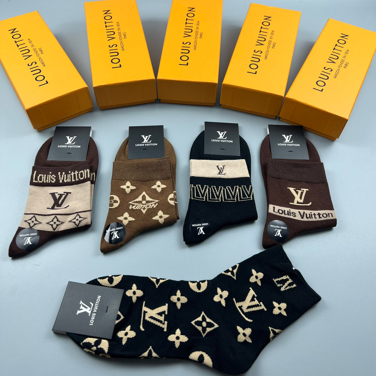 Louis Vuitton Dark Brown Black Letter Pattern Crew Socks, image 7