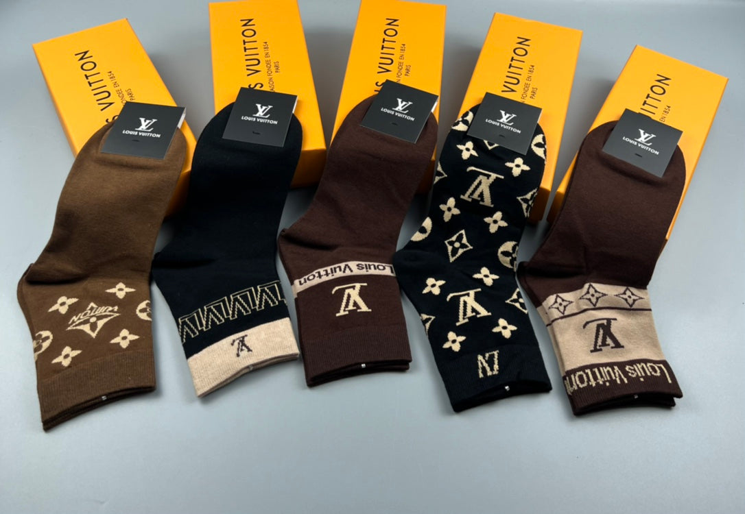 Louis Vuitton Dark Brown Black Letter Pattern Crew Socks, image 2