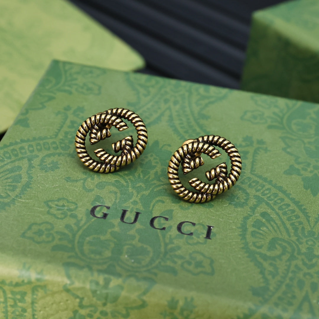 Gucci Vintage-Inspired Stud Earrings - image 3