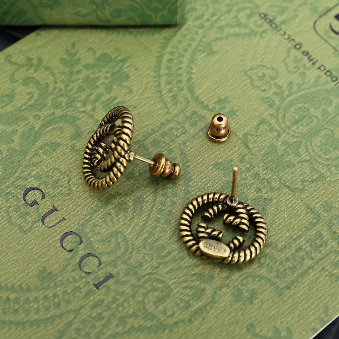 Gucci Vintage-Inspired Stud Earrings - image 5