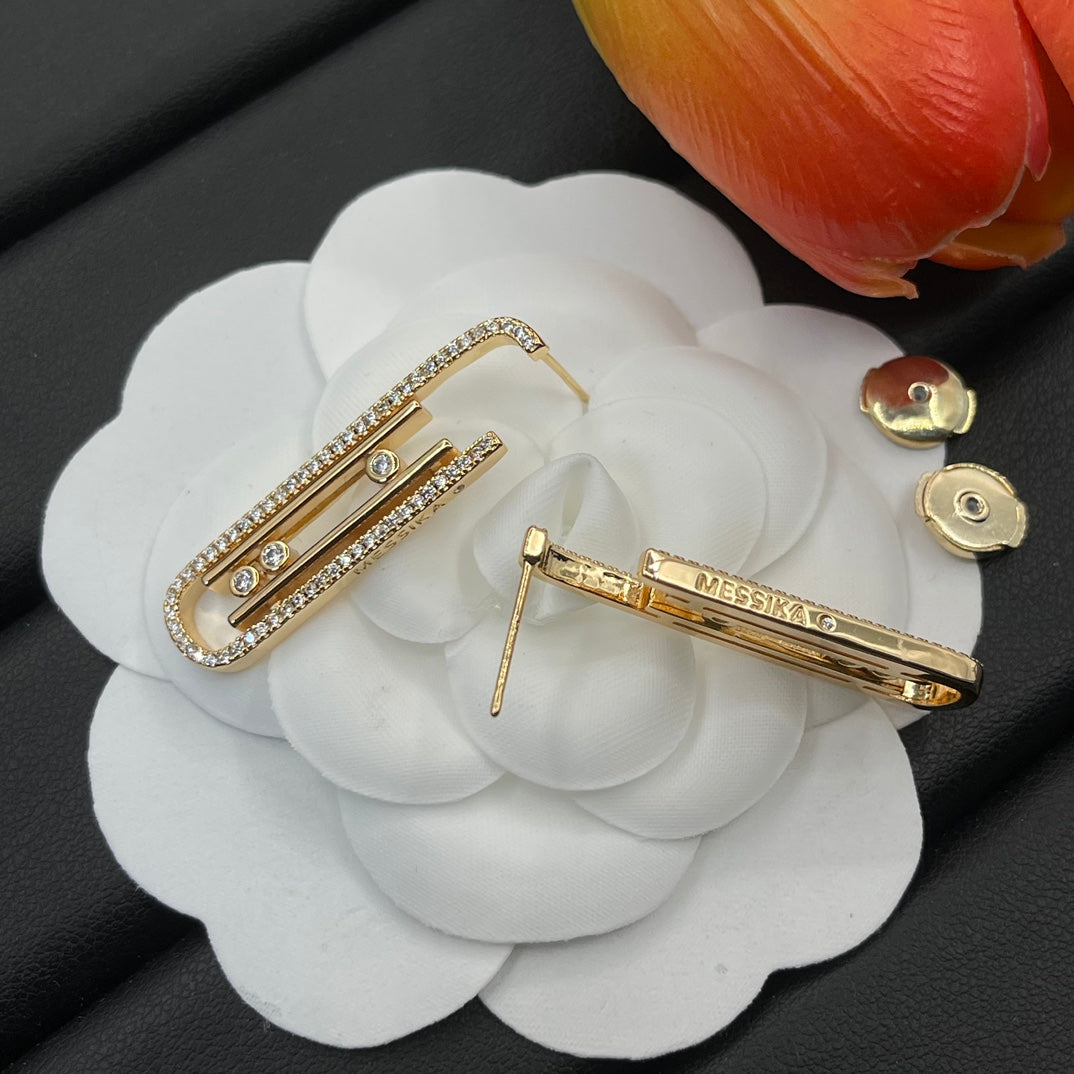 Messika Long Link Drop earrings in Rose Gold Tone, detail view 4
