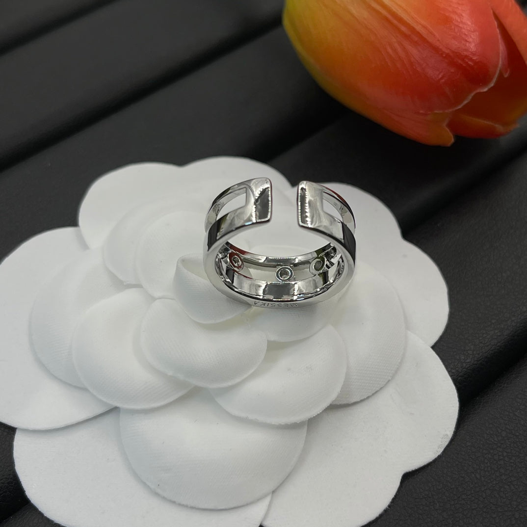 Messika Twin Bar Open ring in Silver Tone, detail view 23