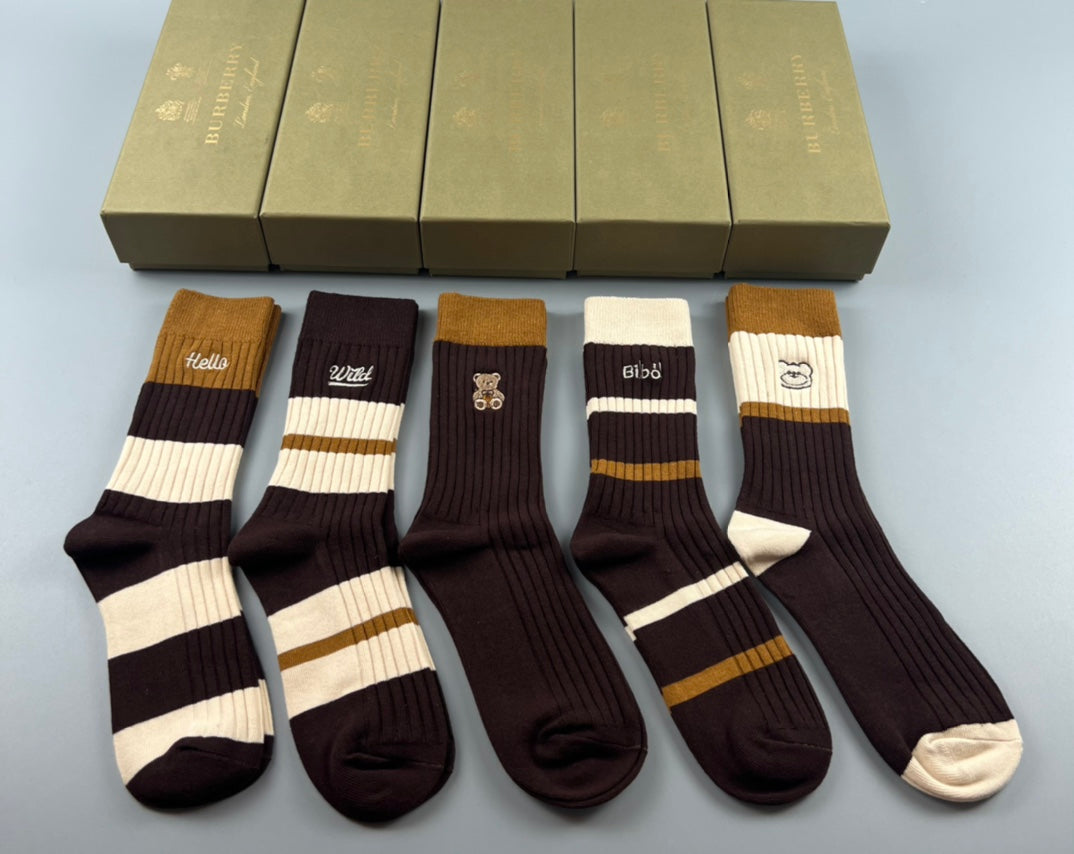 Burberry Earthy Green Cuff Letter Panels Crew Socks, image 3
