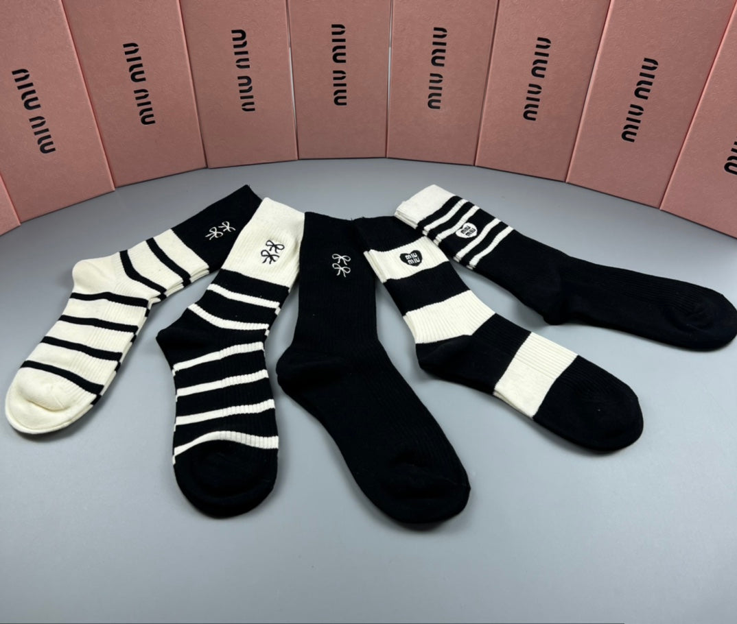 Miu Miu Black Cream Broad Stripe Ankles Ankle Socks, image 2