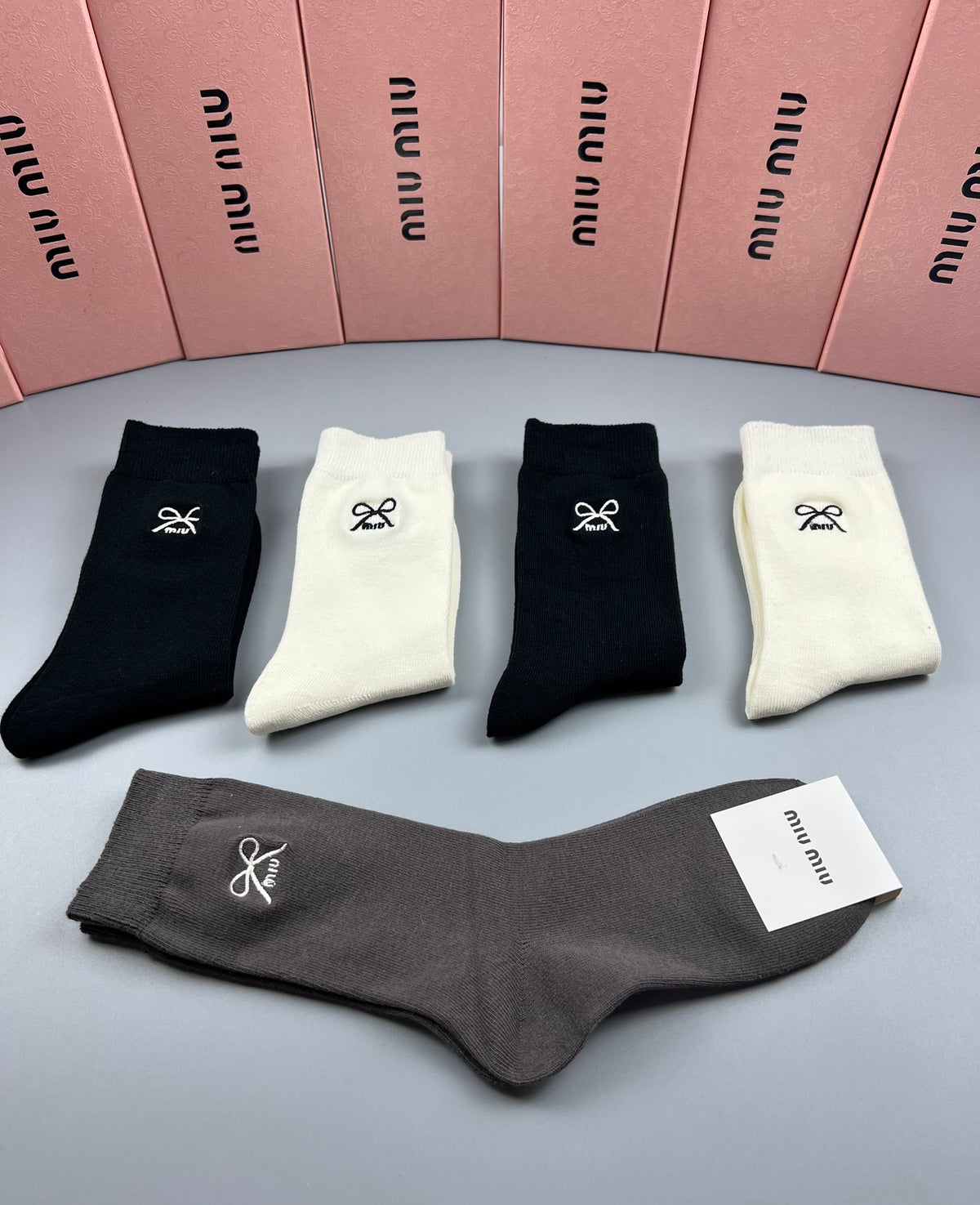 Miu Miu Neutral Grey Cream Small Floral Motifs Crew Socks, image 6