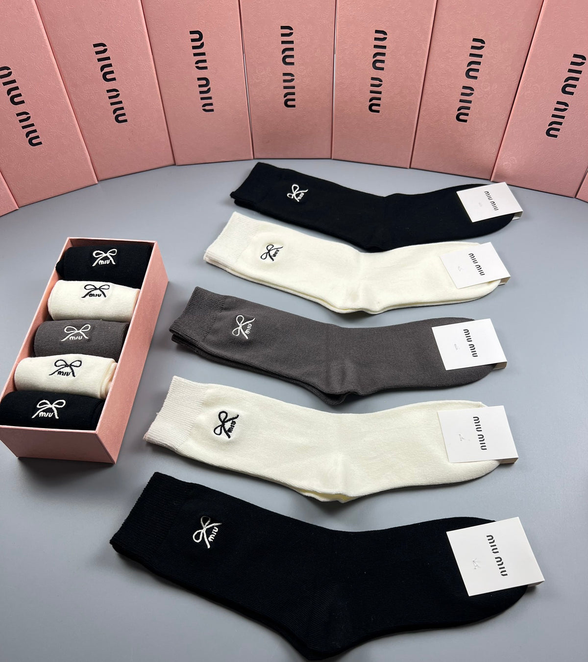 Miu Miu Neutral Grey Cream Small Floral Motifs Crew Socks, image 9