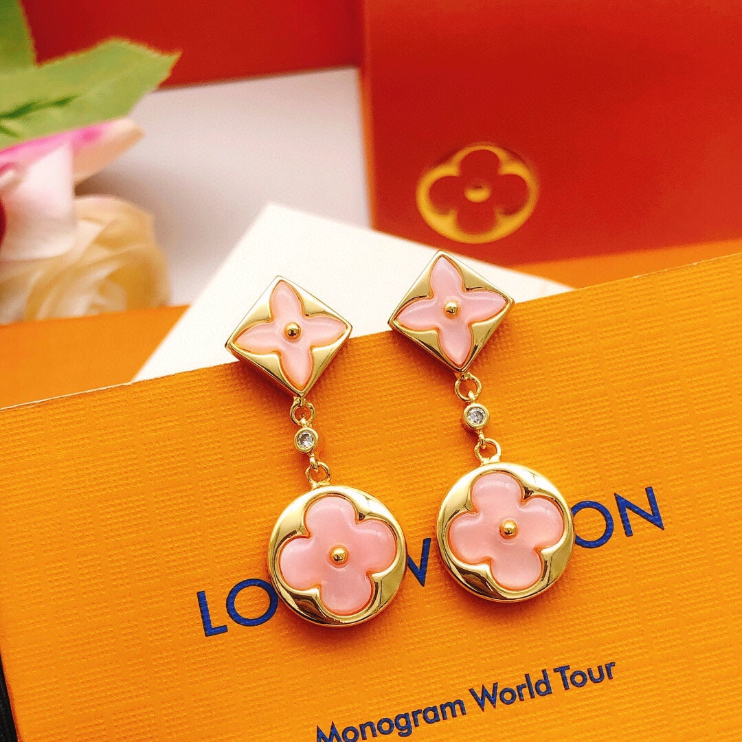 Louis Vuitton Floral Tassel Pink Stud Earrings - image 6