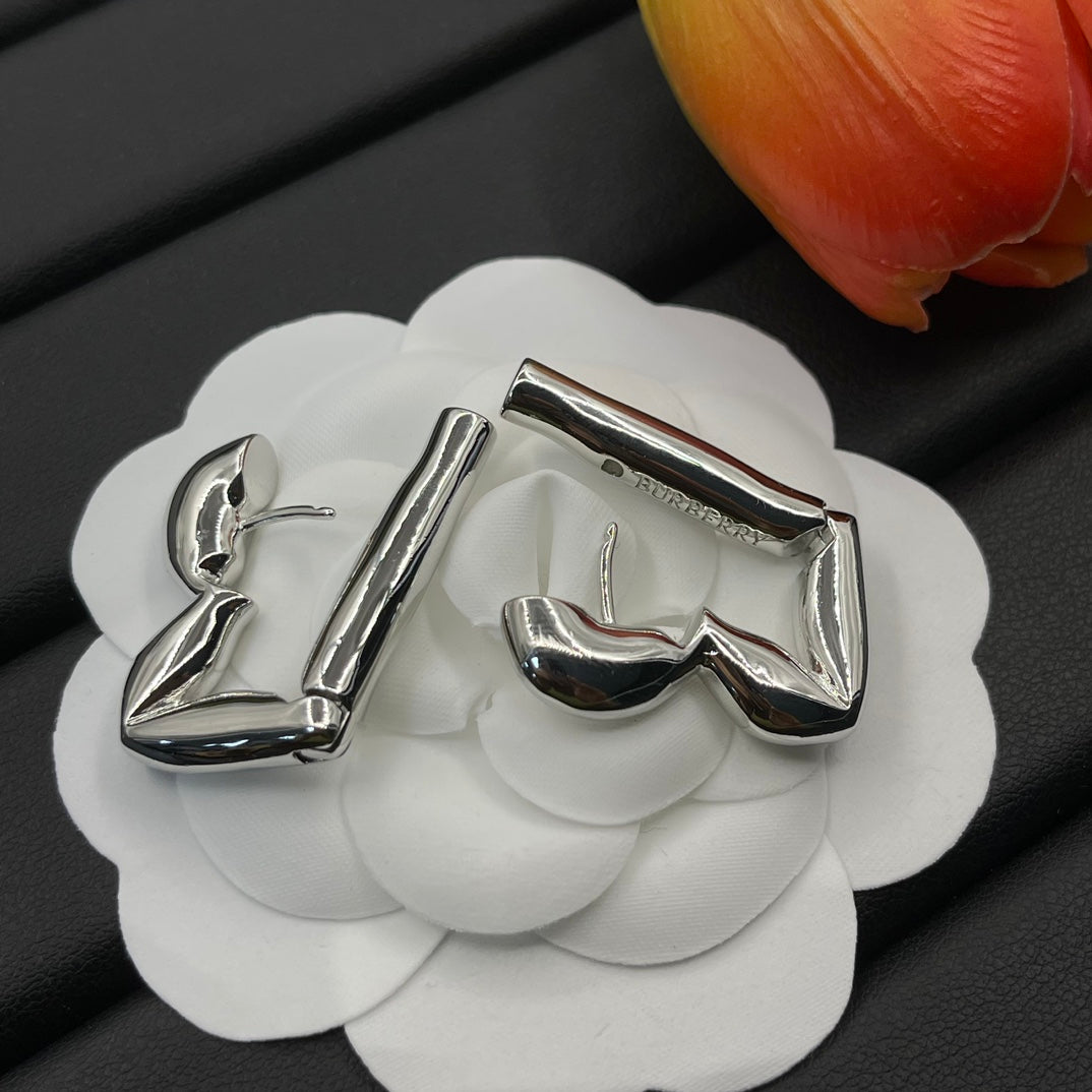 Burberry square B monogram stud earrings in Silver Tone, detail view 12