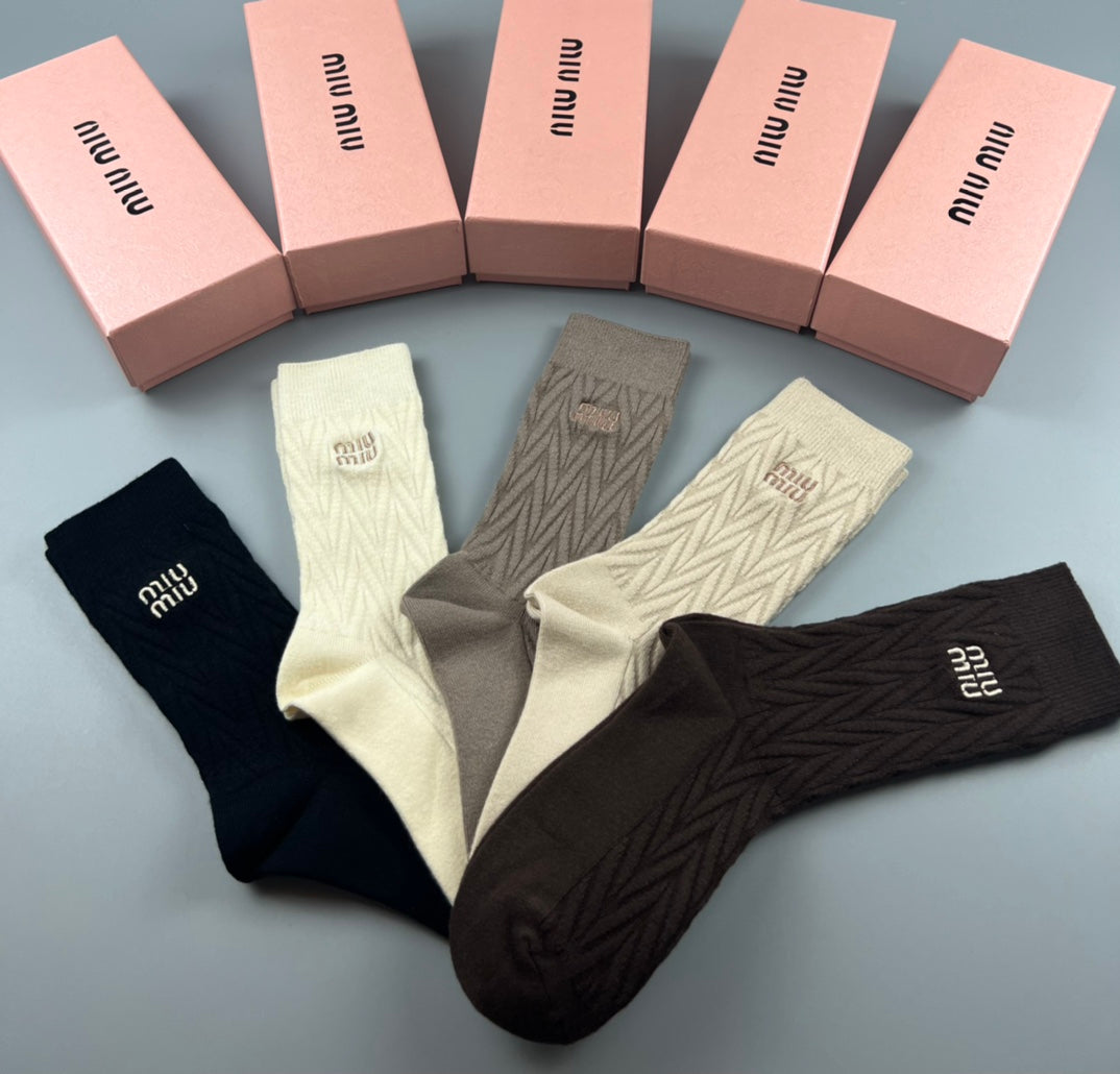 Miu Miu Earthy Navy Cream Tall Ribbed Wordmarks Crew Socks, image 4