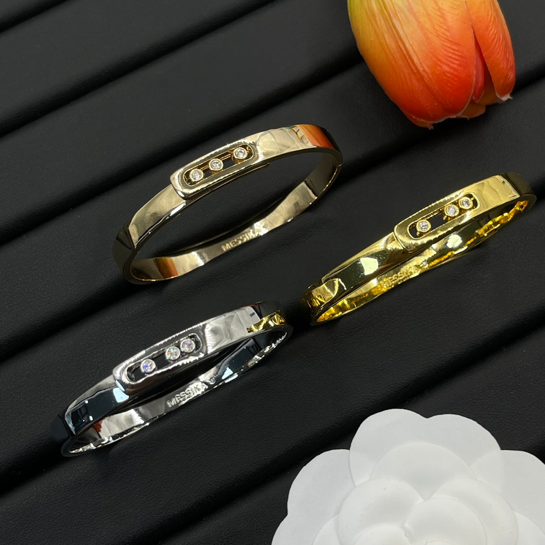 Messika Three-Stone Bar bracelet in Rose Gold Tone, detail view 7