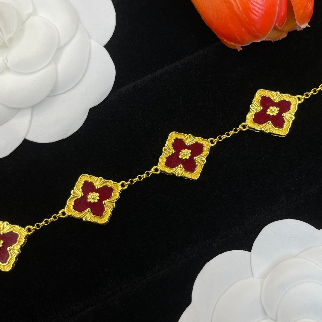 Buccellati square accent station bracelet in Red, detail view 17