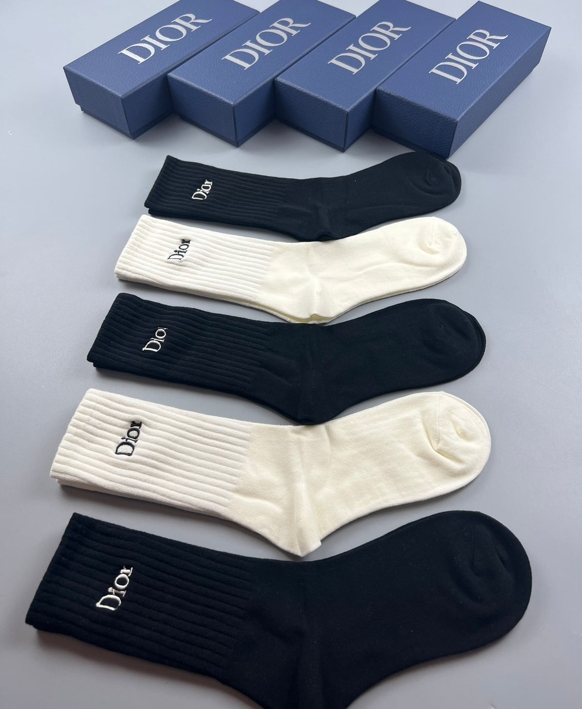 Dior Black Cream Navy Plain Cuffs Crew Socks, image 9