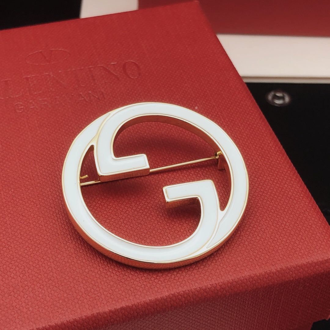 Gucci White Gold-Tone Jewelry - image 3
