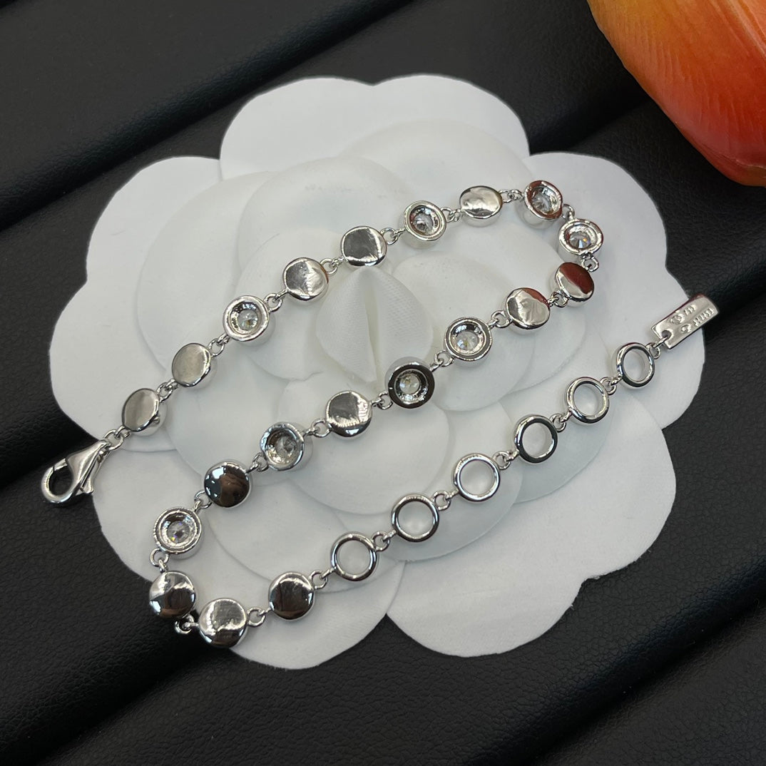 Messika Graduated Crystal Tennis bracelet in Silver Tone, detail view 13