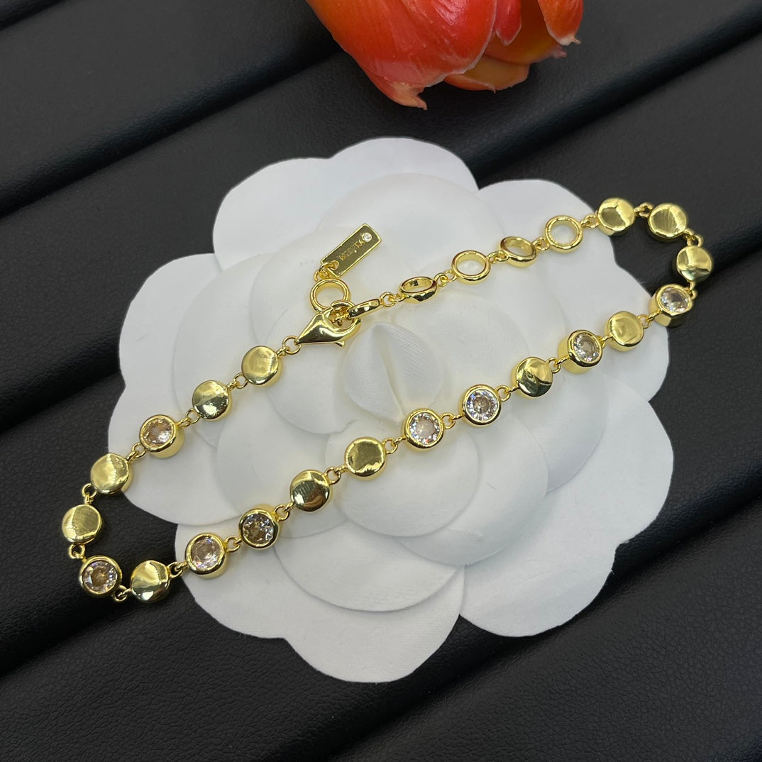 Messika Graduated Crystal Tennis bracelet in Gold Tone, detail view 4