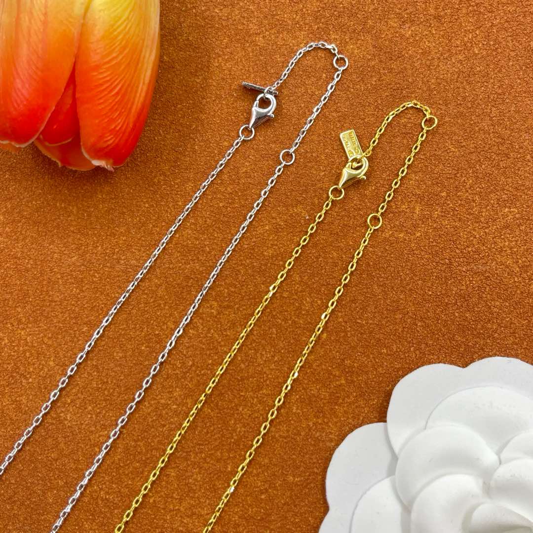 Messika Red Accent Pendant necklace in Gold Tone, detail view 9