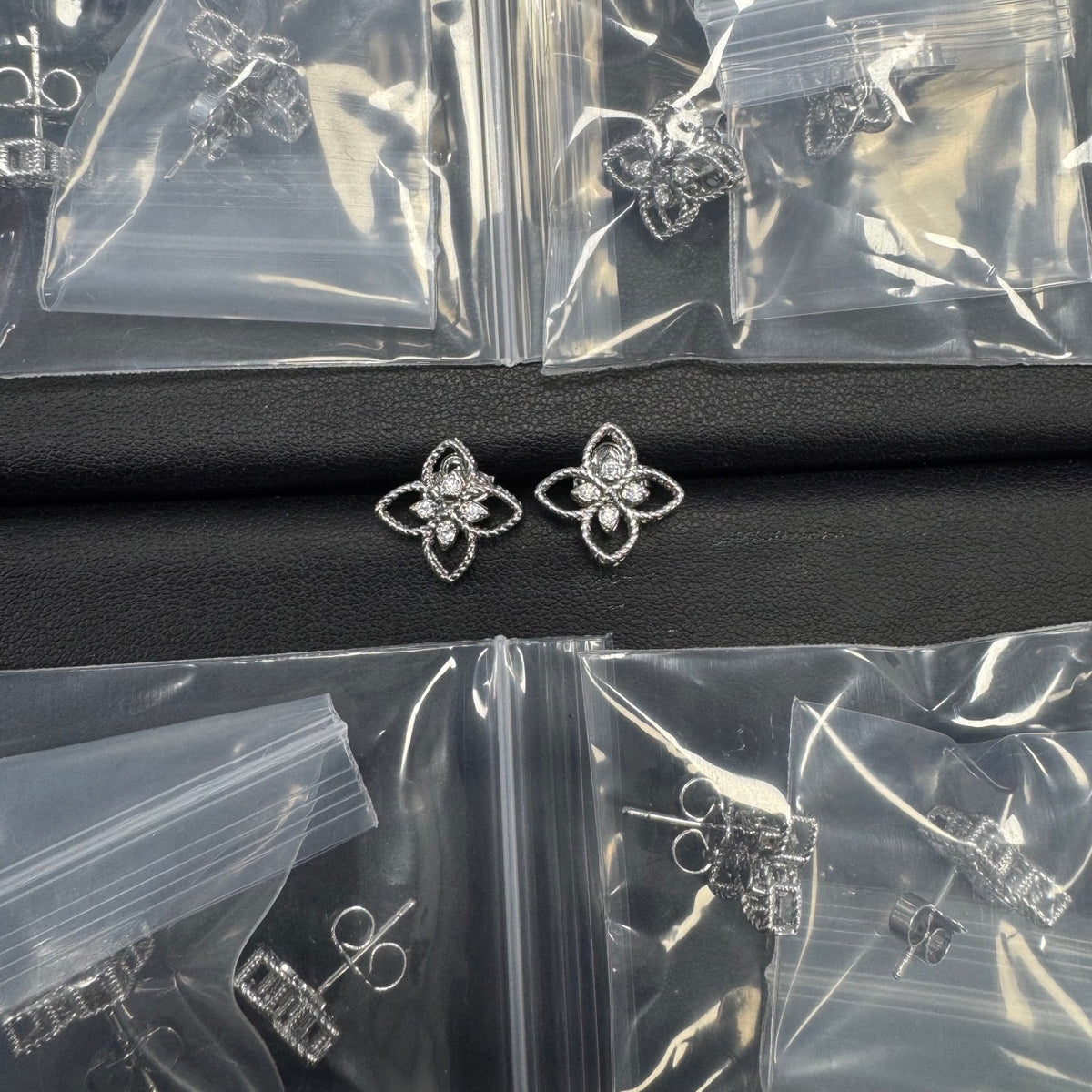 Roberto Coin open clover stud earrings in Silver Tone, detail view 20