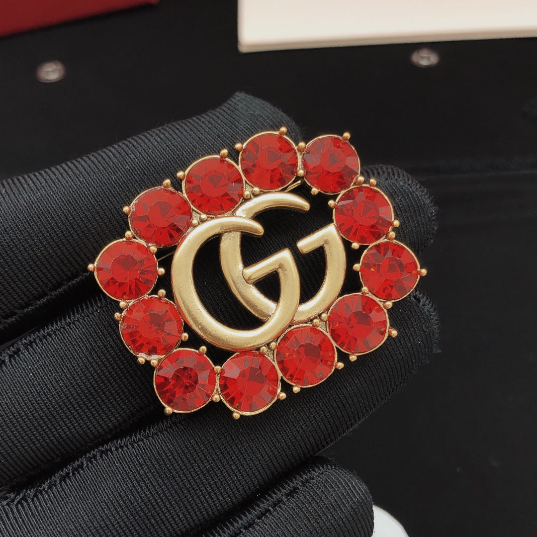 Gucci Crystal Red Brooch - image 3