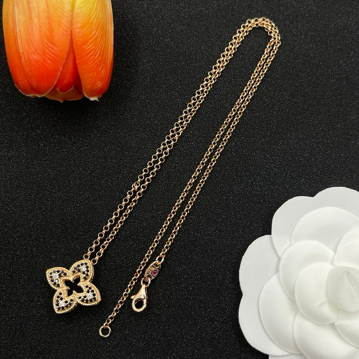 Roberto Coin framed clover pendant necklace in Rose Gold Tone, detail view 3