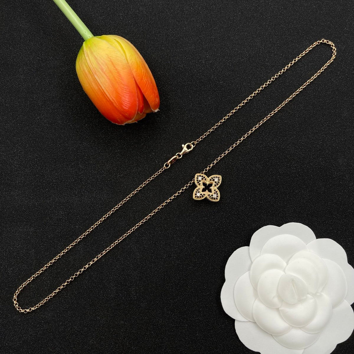 Roberto Coin framed clover pendant necklace in Rose Gold Tone, main view