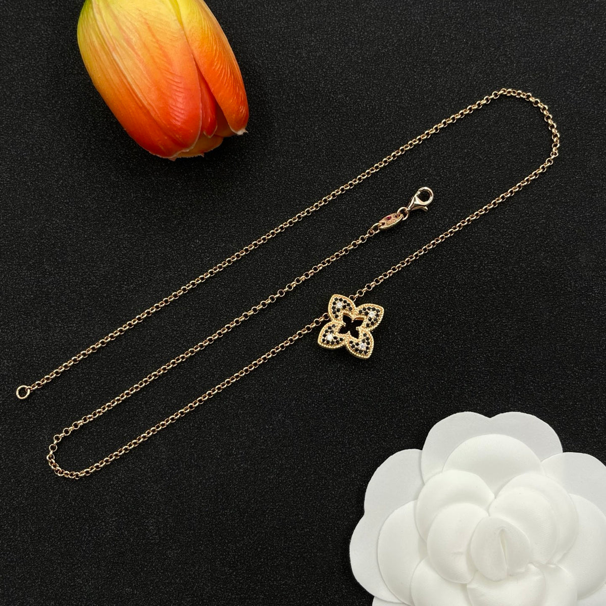 Roberto Coin framed clover pendant necklace in Rose Gold Tone, detail view 5