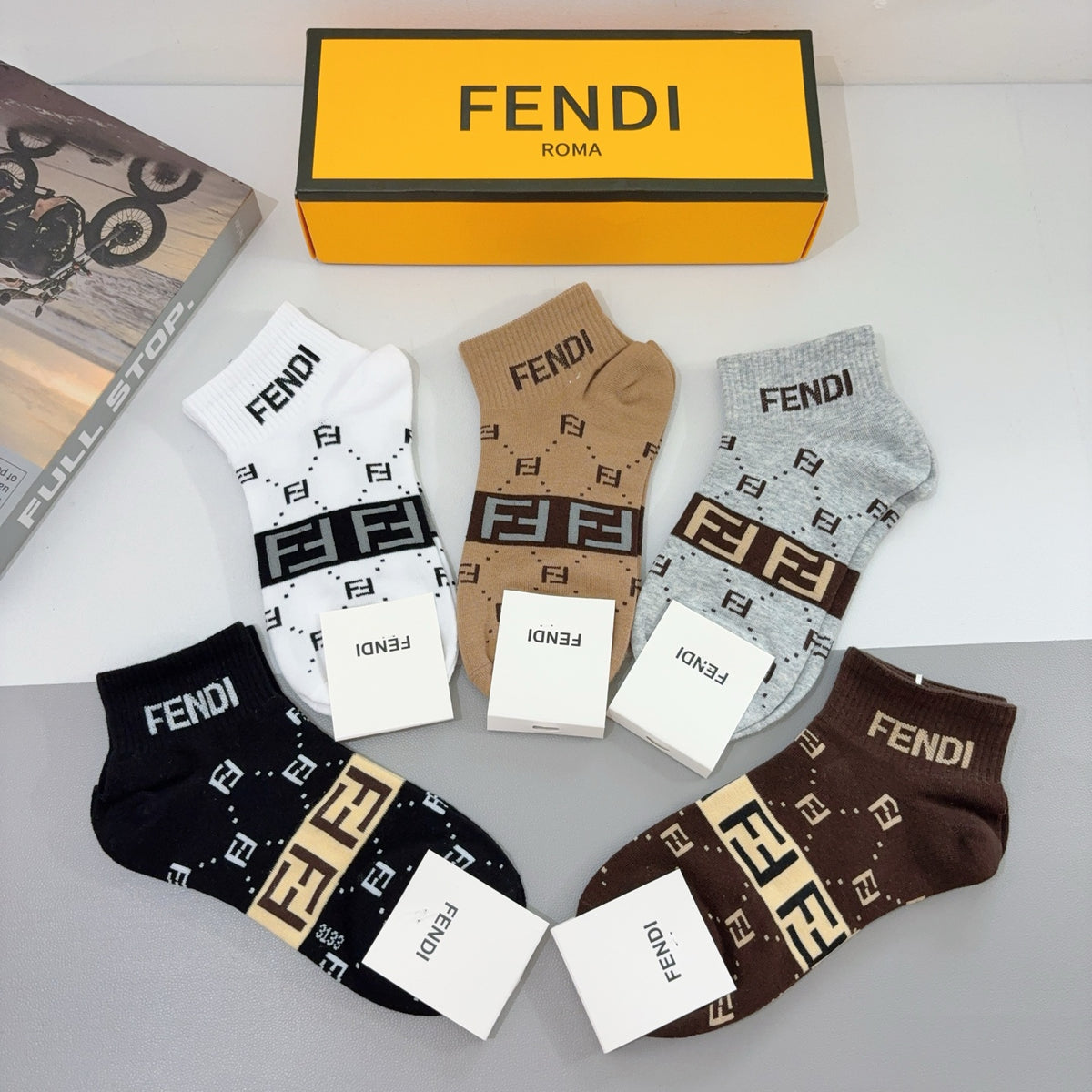 Fendi Black Cream Brown Broad Letter Bands Crew Socks, image 7