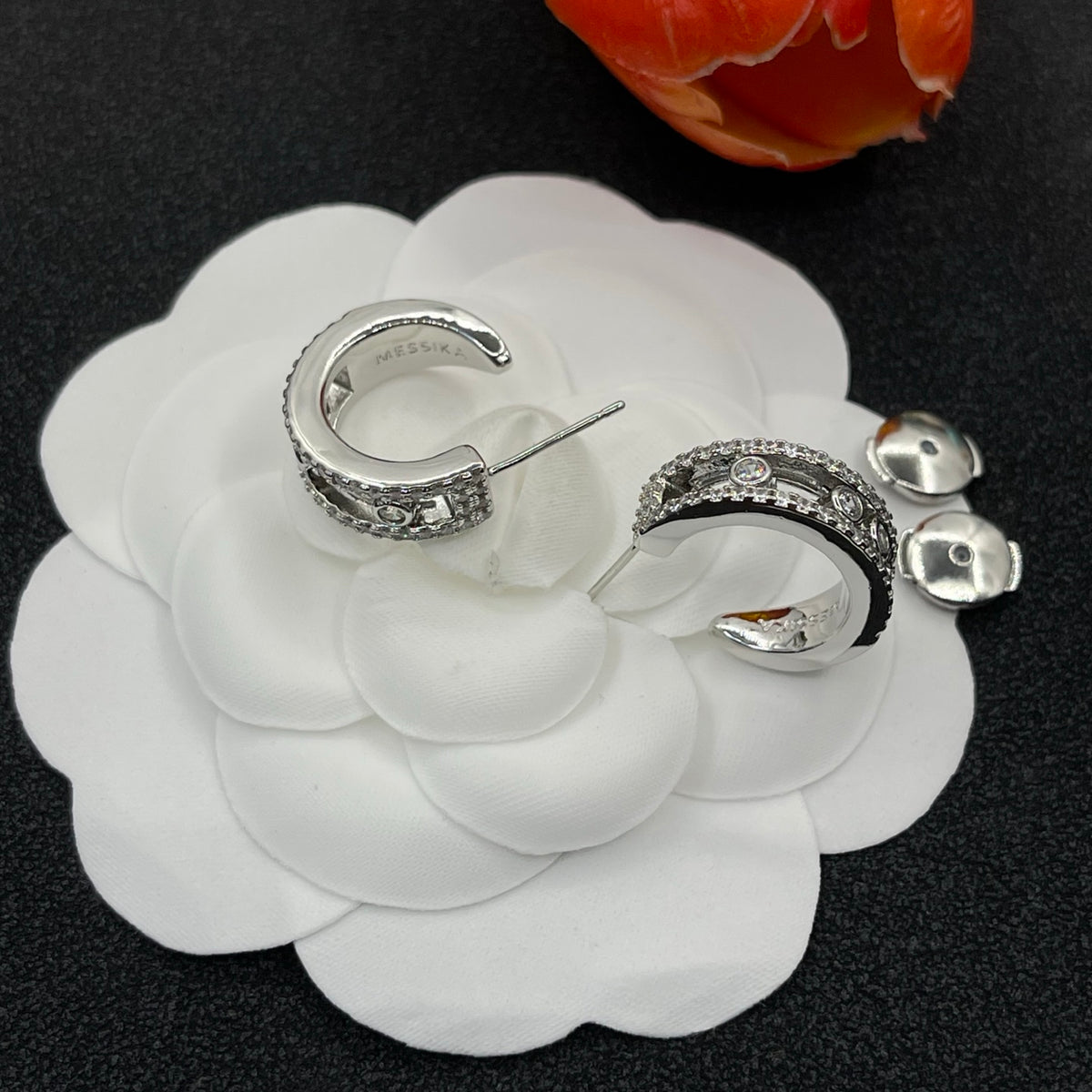 Messika Sculpted Link Hoop earrings in Silver Tone, detail view 12