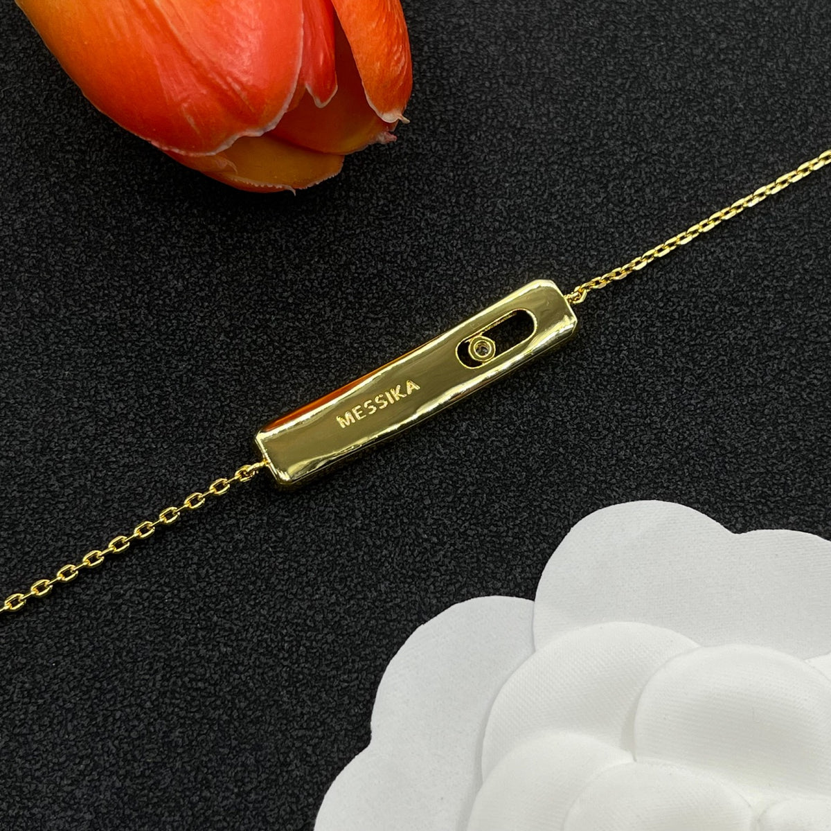Messika Fine Long Bar Chain bracelet in Gold Tone, detail view 6