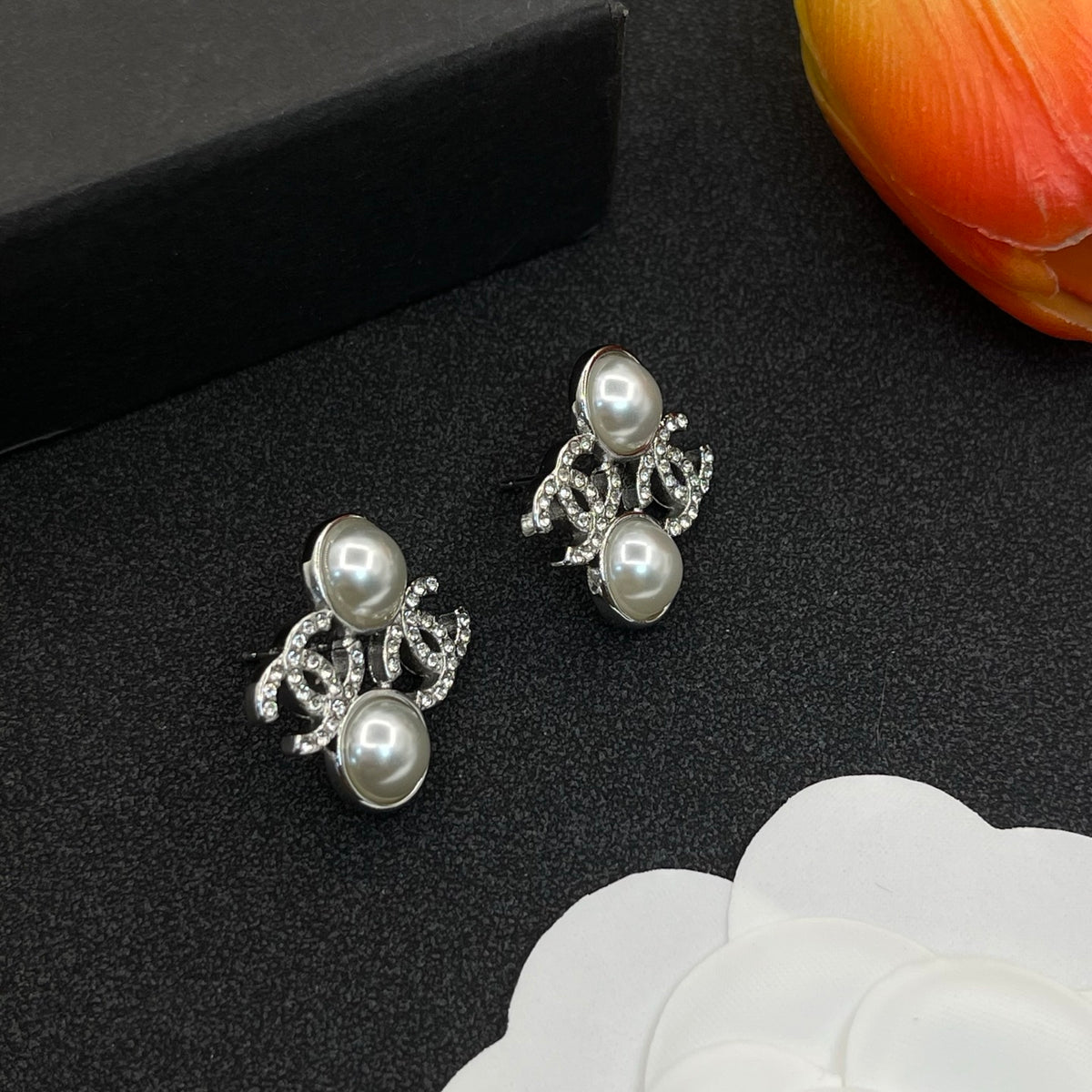 Chanel style earrings - product photo 3