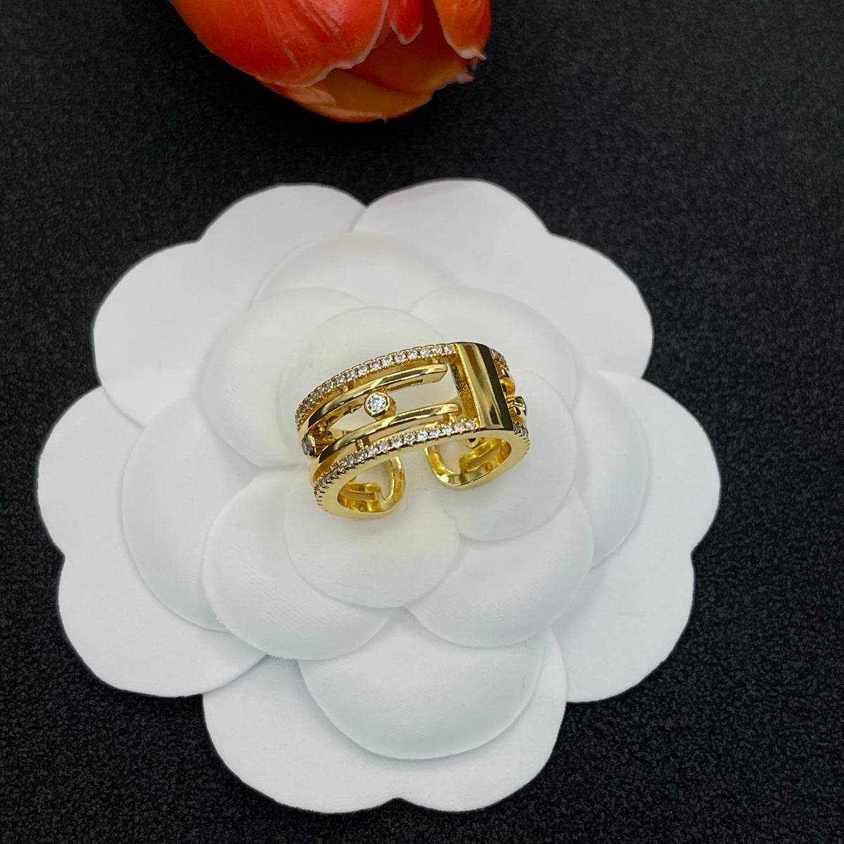 Messika Open Link Signet ring in Gold Tone, main view
