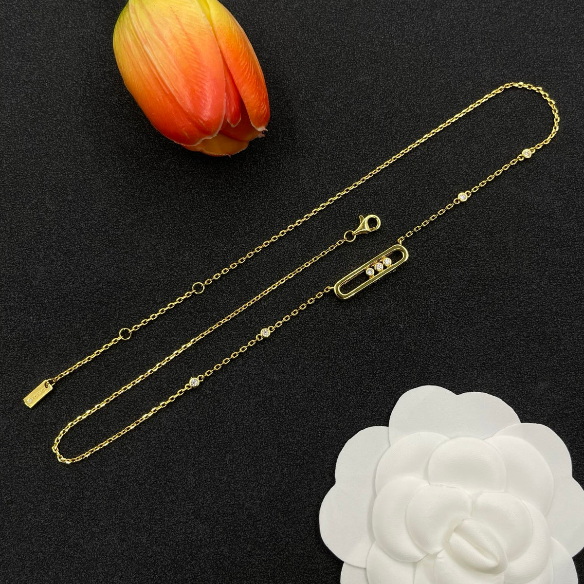 Messika Black Accent Link Pendant necklace in Gold Tone, detail view 5