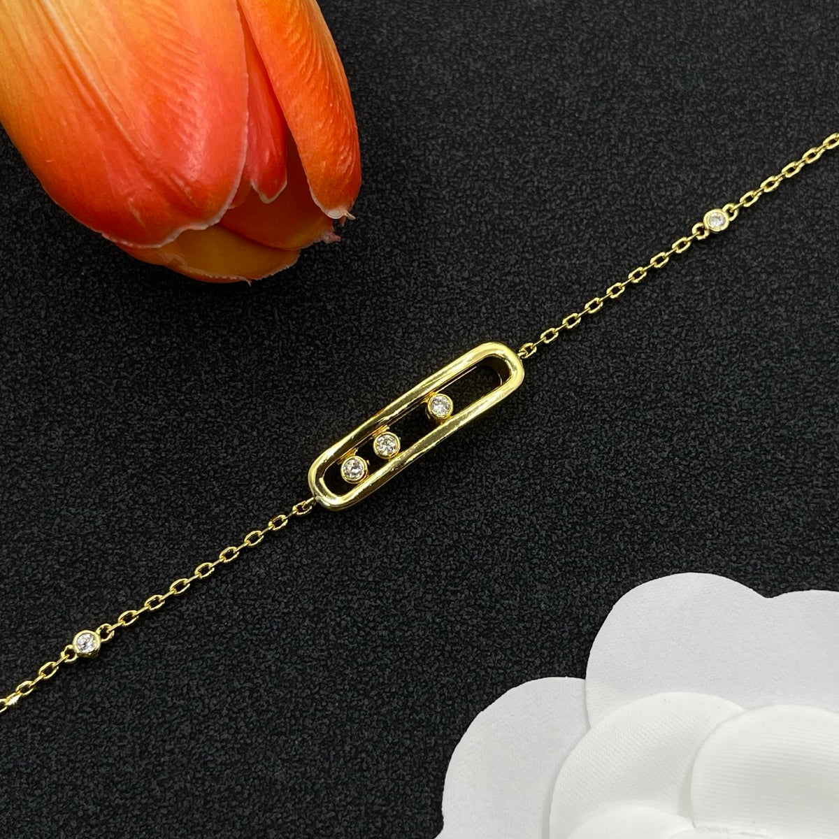 Messika Black Accent Link bracelet in Gold Tone, detail view 3