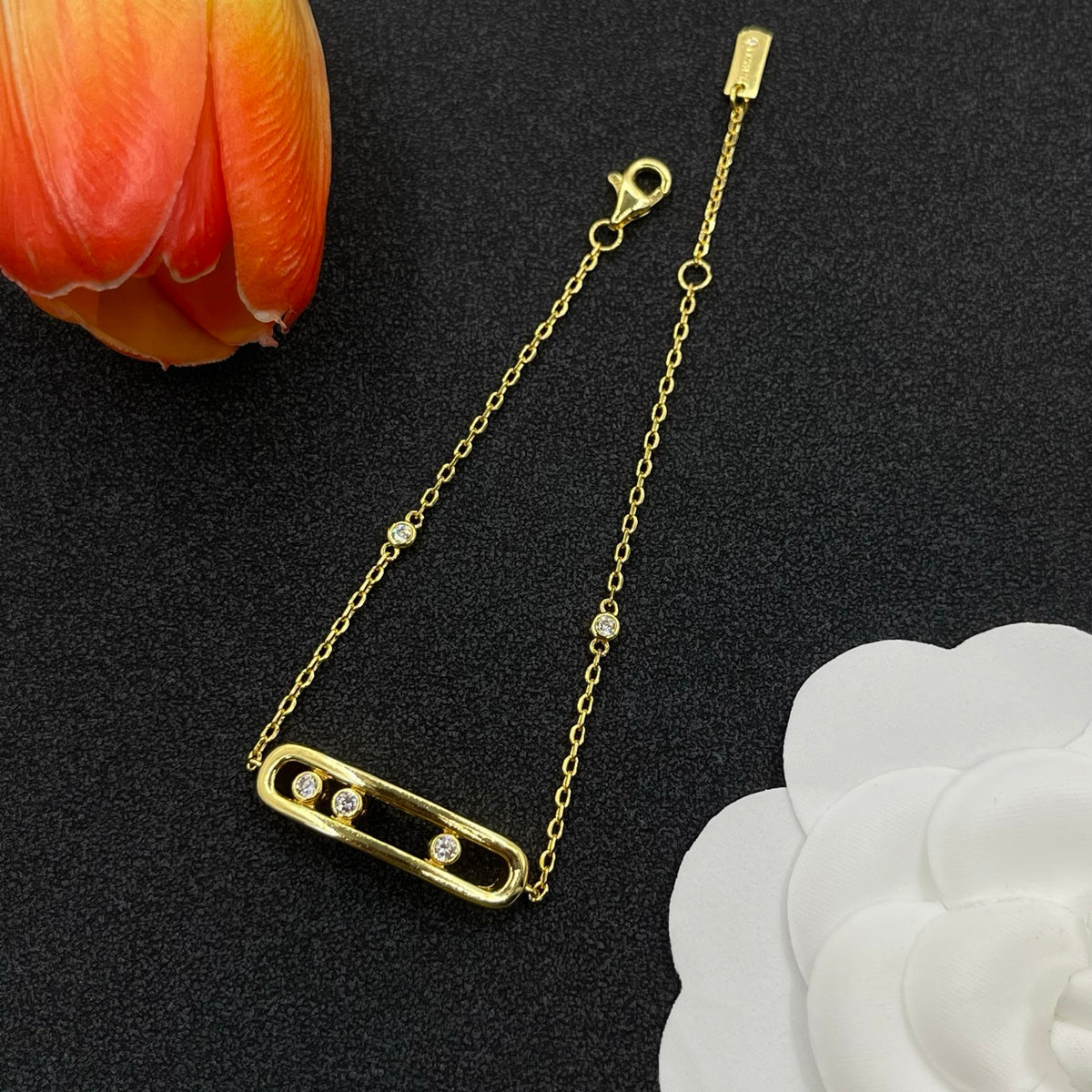 Messika Black Accent Link bracelet in Gold Tone, detail view 4